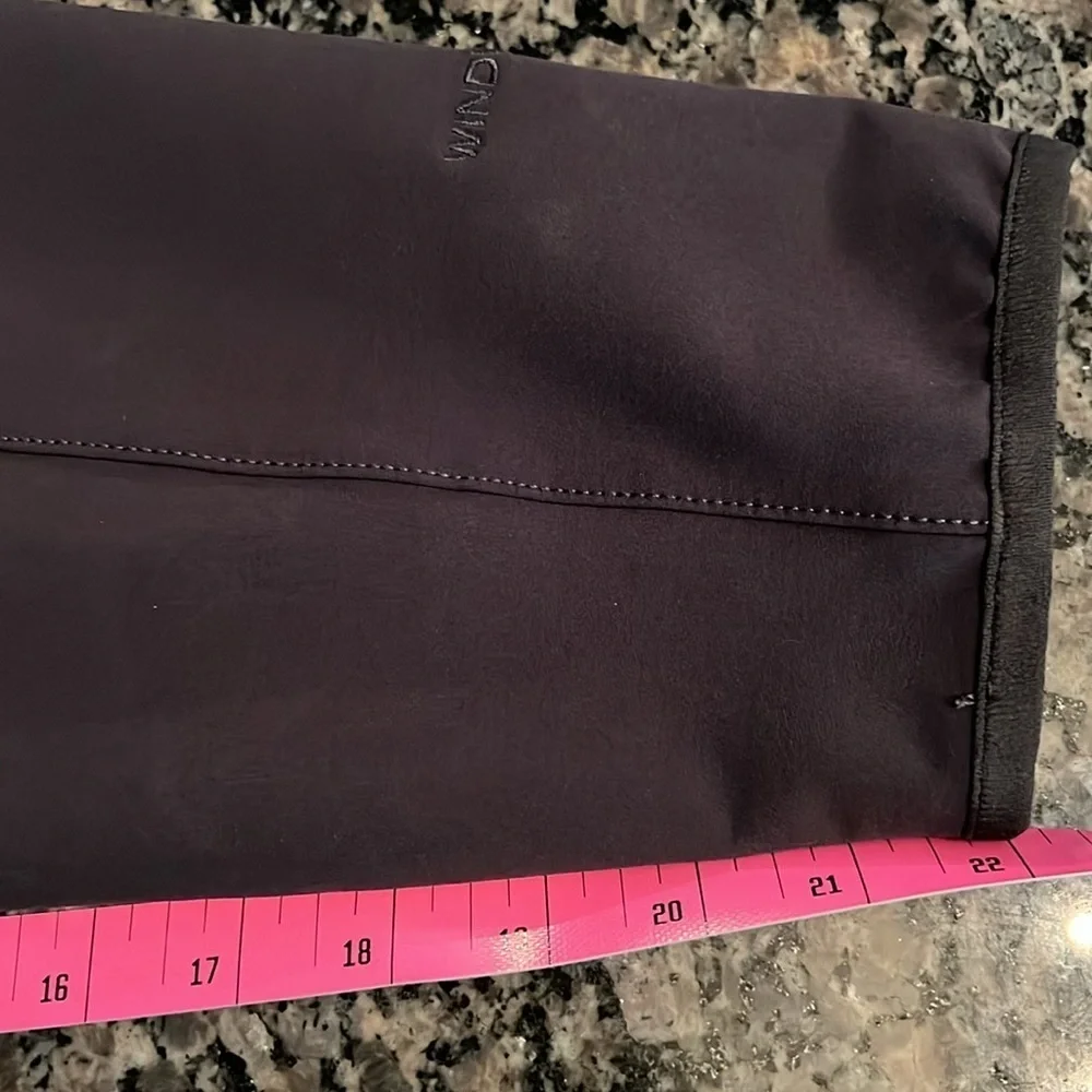 The Northface Windfall men’s 2XL gray jacket